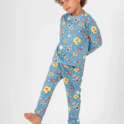 لباس خانگی طرح فضانورد